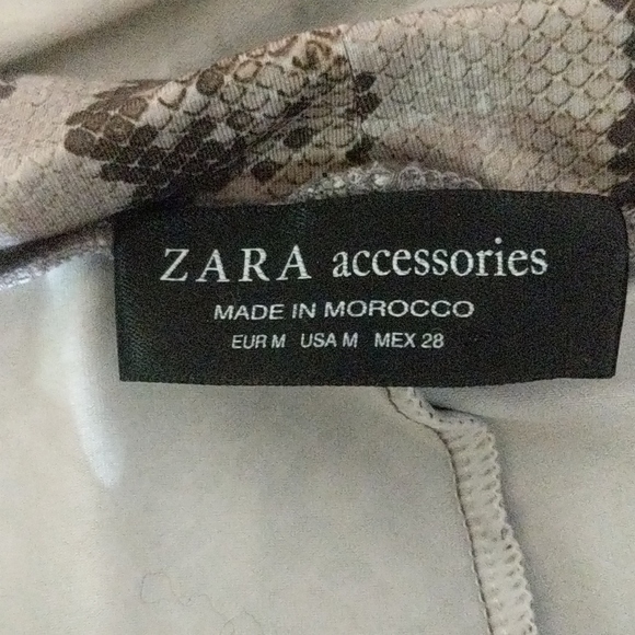 New Zara snakeskin leggings - Picture 2 of 2